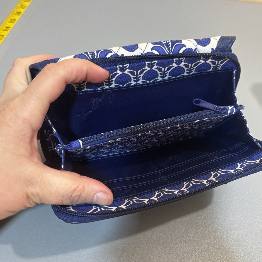 Vera Bradley Cobalt Tiles Ultimate‎ Wristlet Wallet Trifold ID Card Storage Blue - Picture 9 of 16